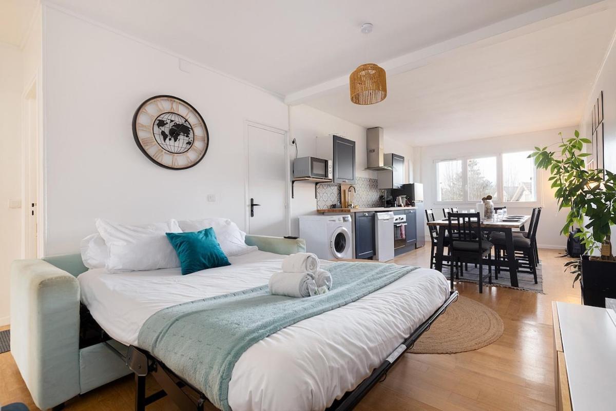Appartement 4 Chambres شامبيني-سور-مارن المظهر الخارجي الصورة